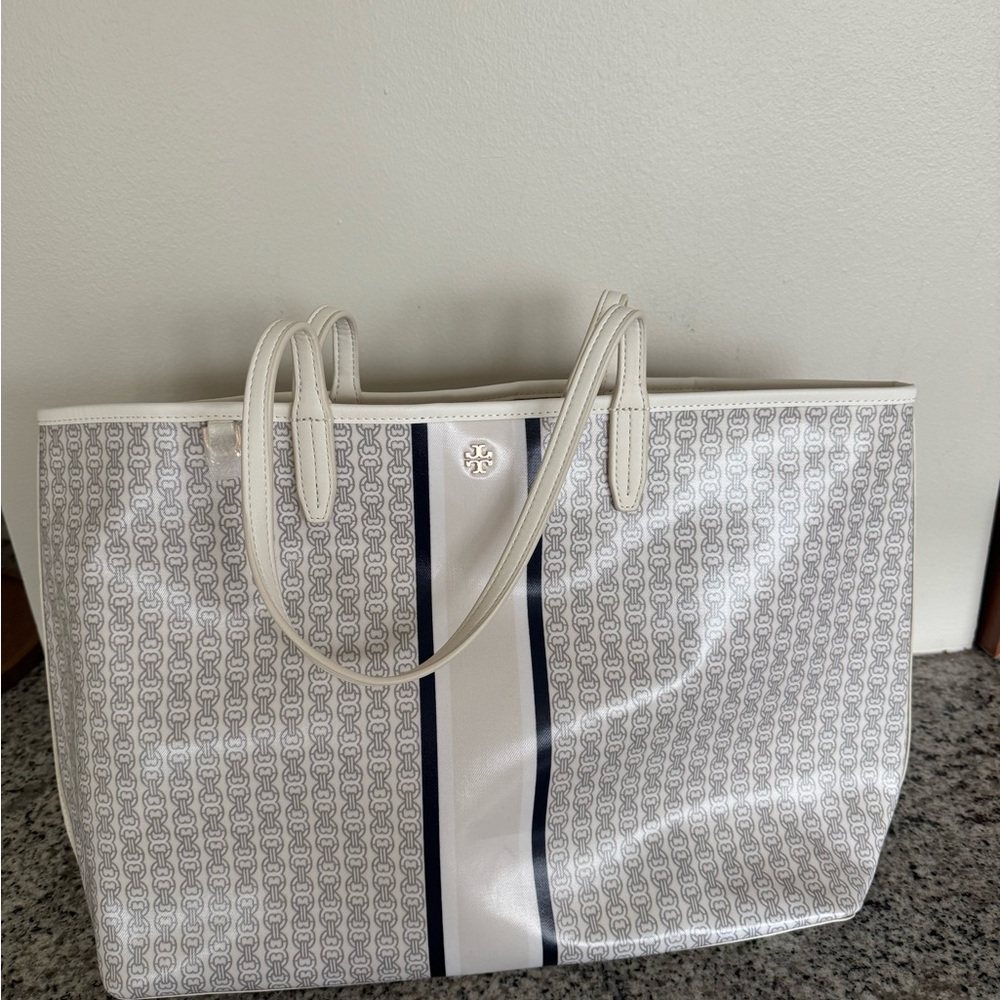 Tory Burch Gemini Tote Bag